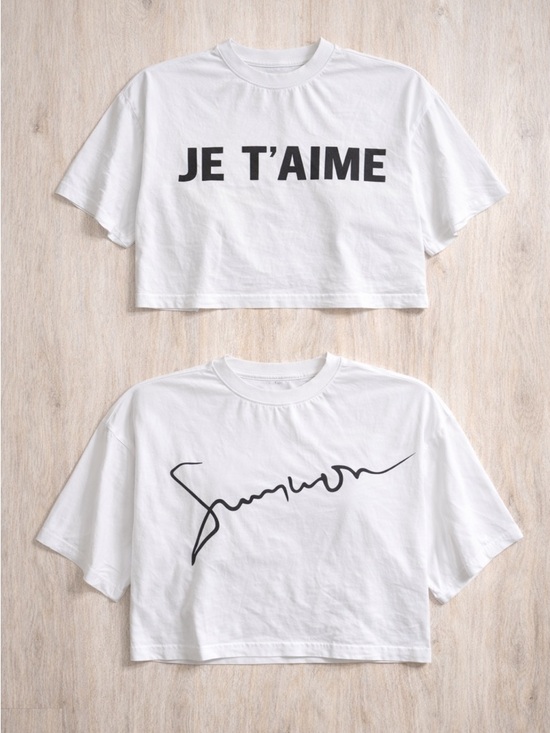 summon Tops - Lot of two - White Graphic Crop Tee - Script & Je T'aime Styles